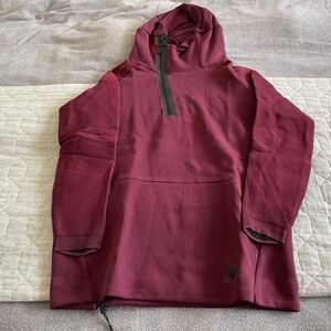 Nike NSW Tech Fleece Pack Half Zip Sweatshirt Maroon Size Small